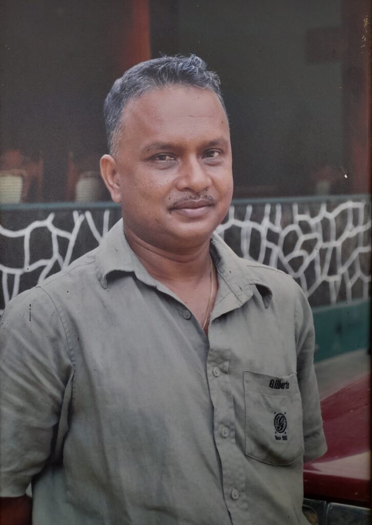 Experienced wildlife ranger at Yala National Park with over 35 years of field experience